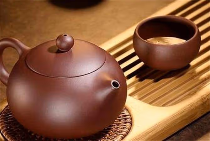 紫砂壺適合泡什麼茶最好?不同泥料的紫砂壺適合泡什麼茶?