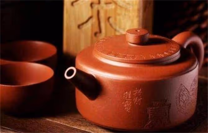紫砂壺適合泡什麼茶最好?不同泥料的紫砂壺適合泡什麼茶?