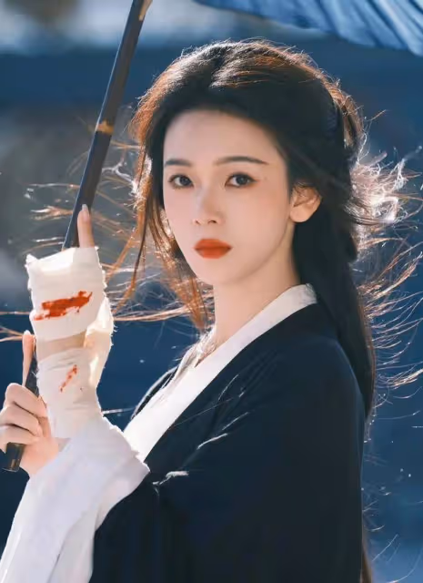 氧氣美少女陳瑤光腳丫寫真曝光，清純可愛萌化人心！