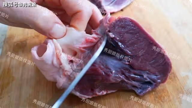 豬身上有個好東西,每周吃2次,一睡眠好,二氣色好,三提免疫!