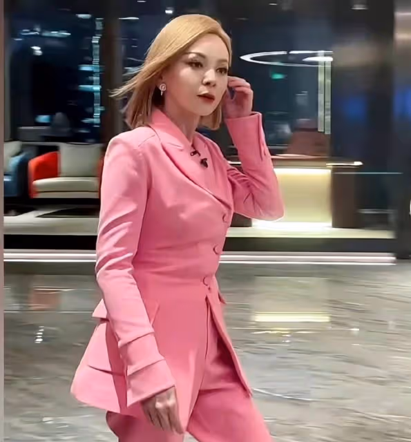 《浪姐5》：戚薇的腿，郭碧婷的臉，都敗給了53歲自然老去的王琳