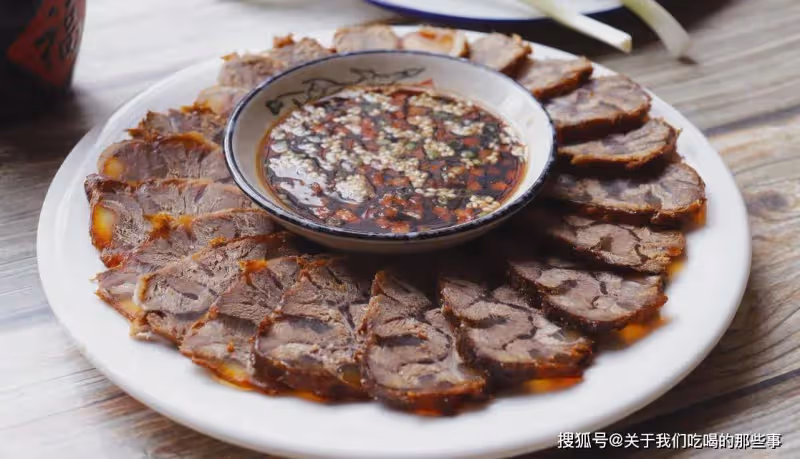 不外傳的「醬牛肉」秘制配方,「3泡3醬」入味足,醬香濃,不散花