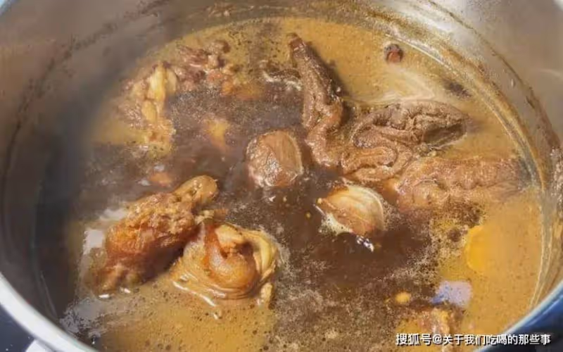 不外傳的「醬牛肉」秘制配方,「3泡3醬」入味足,醬香濃,不散花