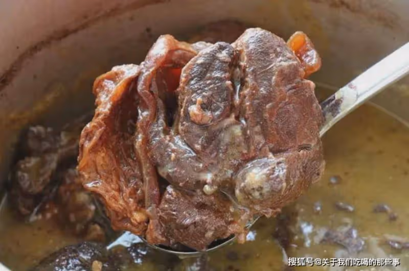 不外傳的「醬牛肉」秘制配方,「3泡3醬」入味足,醬香濃,不散花
