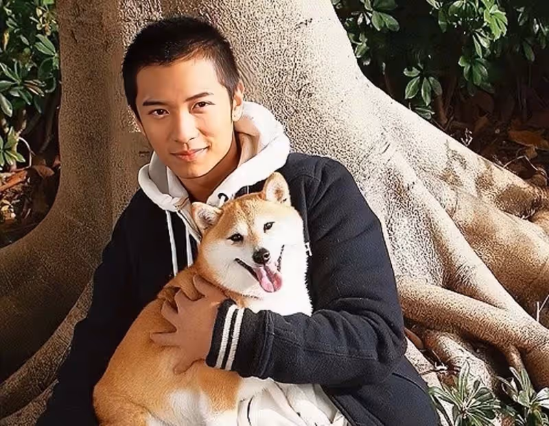 恭喜！TVB帥氣型男迎來新戀情，自曝隨時和圈外女友閃婚