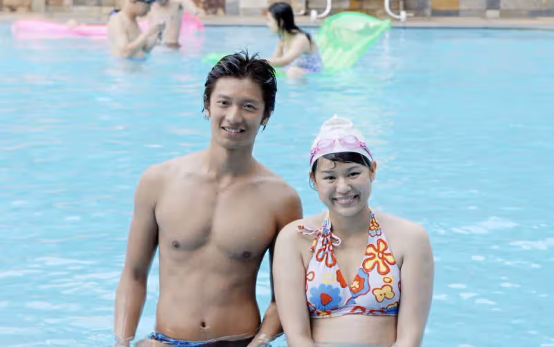恭喜！TVB帥氣型男迎來新戀情，自曝隨時和圈外女友閃婚