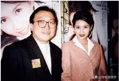 「性感玉女」邱淑貞：身材傲人得王晶偏愛，如今嫁富豪成人生贏家