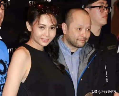 「性感玉女」邱淑貞：身材傲人得王晶偏愛，如今嫁富豪成人生贏家