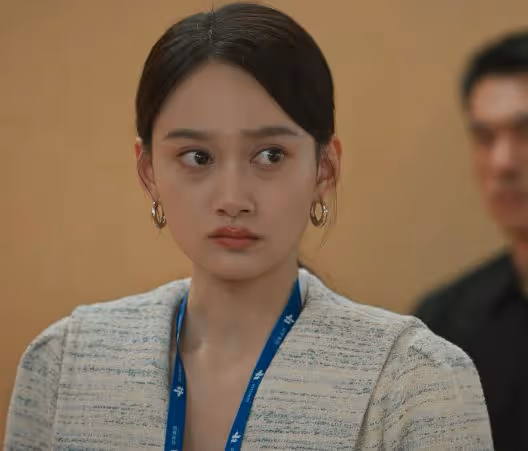 城中之城:和陶無忌分手,為小吳總賣命,田曉慧瘋魔的背後是清醒