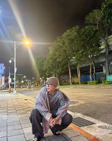 人氣韓星在台灣!短短4天「在台穿搭全變了」 粉絲笑出來:真的熱