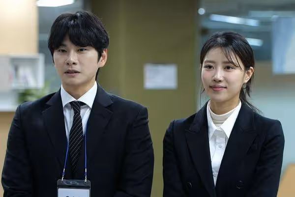 Lovelyz美珠爆死會「戀上小3歲足球選手」 韓網驚呆:李伊庚怎辦