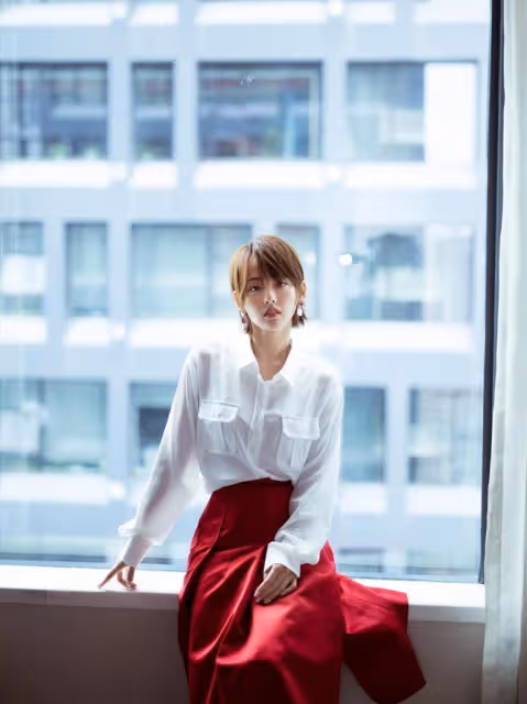 她是方中信的"舊愛",杜淳的前女友,如今36歲被老公寵成公主