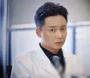 不老男神劉奕君：大器晚成的精彩瞬間，快來一睹風采！