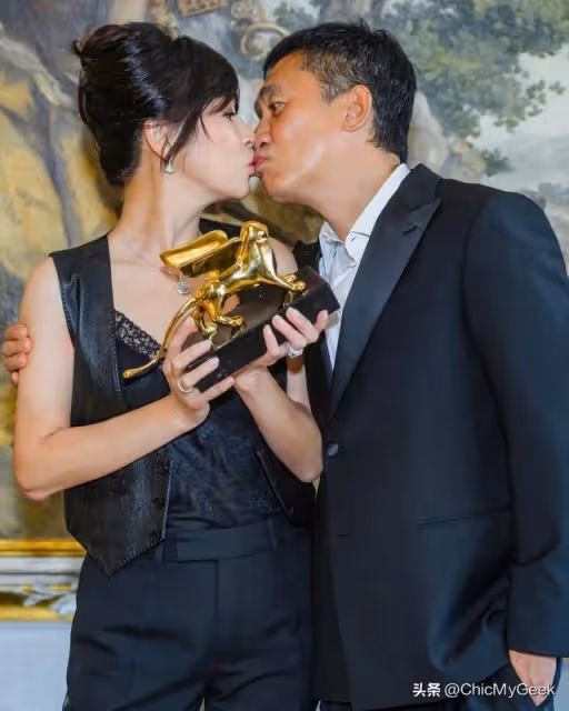 梁朝偉奪影帝與劉嘉玲隔空秀恩愛！回顧兩人35年愛情與婚姻