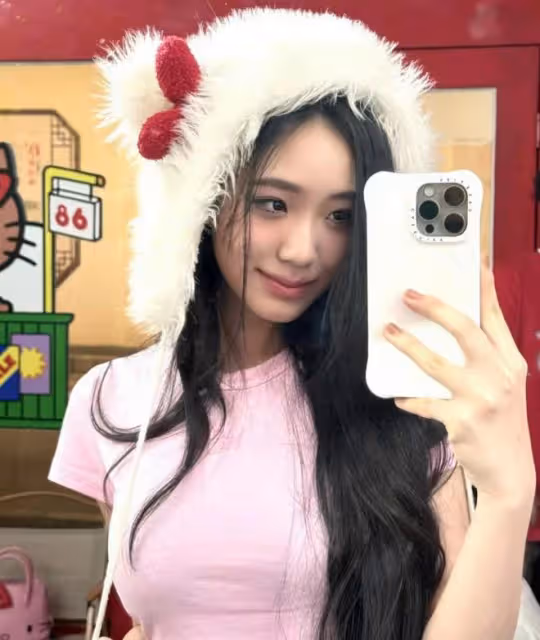小S二女兒曬美照，16歲Lily長成小辣妹，穿露腰裝大方秀出好身材