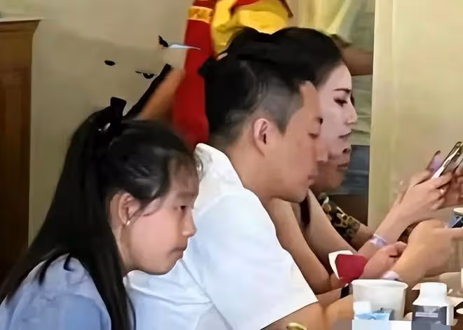 玥兒聯繫不到爸爸汪小菲心情不佳？希望她能早日回北京生活