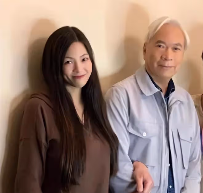 36歲王青霞增加至7項罪名，73歲李龍基哭泣表態願意等她出獄