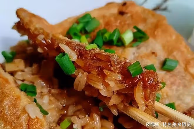手殘黨福音來了,深扒三鮮豆皮的解饞做法,營養味美,味道嘎嘎棒