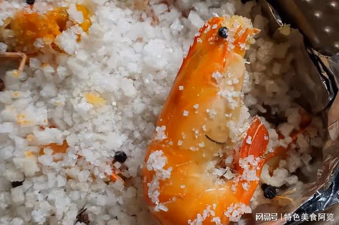 海鹽焗羅氏蝦坦白局，這麼做咸香又解饞，保姆級攻略，美食被誇爆