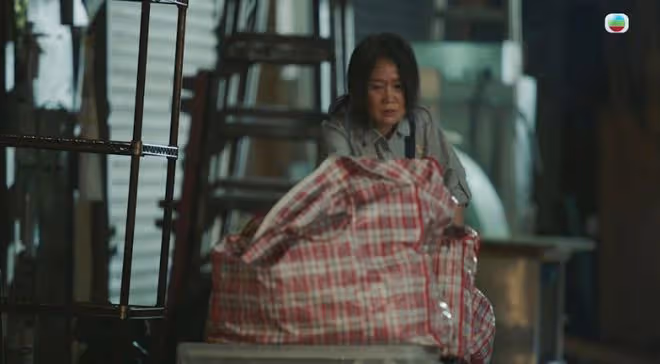 TVB女神級花旦犧牲美貌!變滿頭白髮和皺紋!透露老公每天都說「你好美」