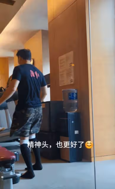 李晨搞笑挑戰張元英轉圈,網友笑稱:你是來搞笑的嗎?