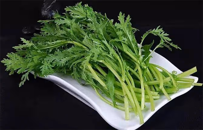 含鐵量第一名的蔬菜,要經常吃,建議大家收藏起來