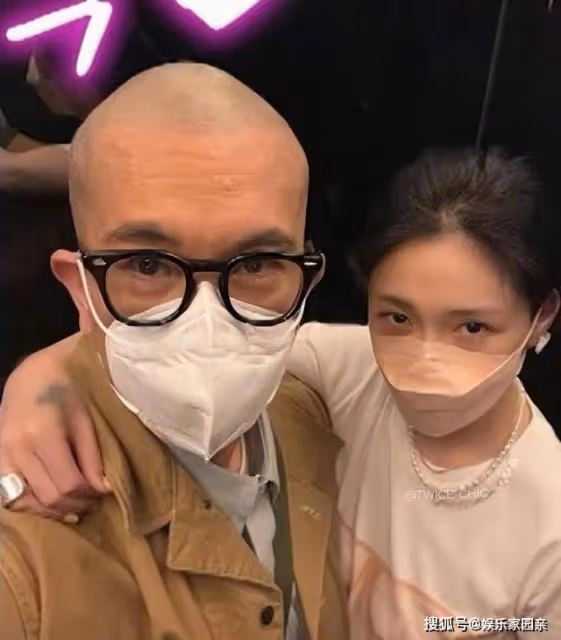 大S深夜表白具俊曄卻翻車,小S力挺姐夫被嘲,網友:氣不到汪小菲
