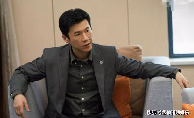 《城中之城》直到與周琳發生了關係,趙輝都沒察覺,周琳有4個男人