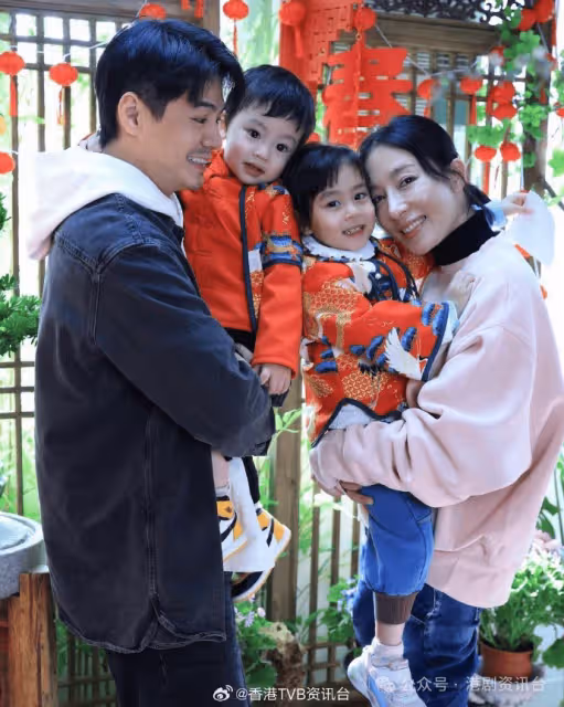 楊茜堯大女「小珍珠」4歲生日近照顏值再升級！大對電眼超長睫毛似迷你版羅子溢