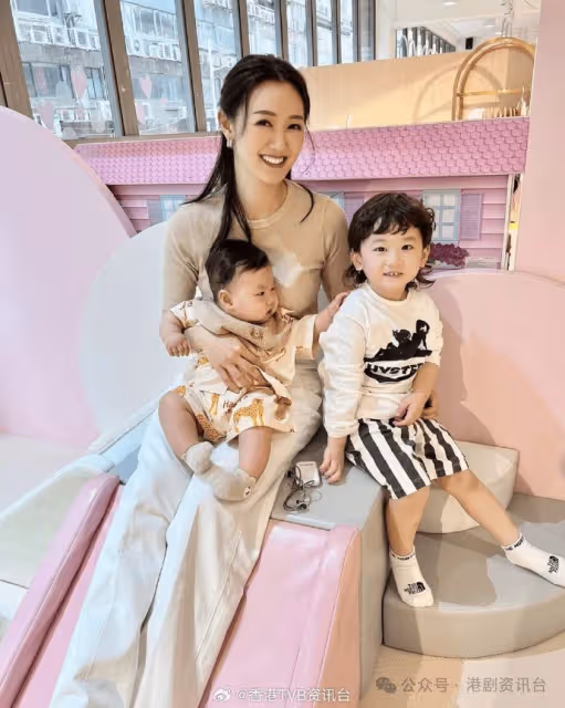 楊茜堯大女「小珍珠」4歲生日近照顏值再升級!大對電眼超長睫毛似迷你版羅子溢