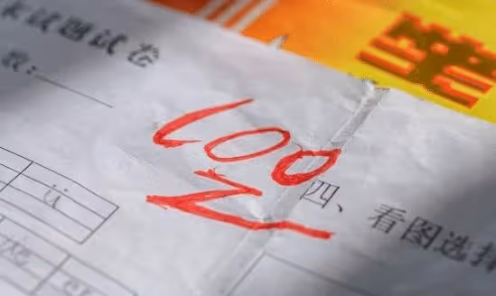 倆孩子學習成績數一數二，媽媽分享：有個習慣要從小培養孩子