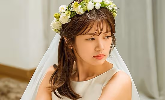 公公出軌,婆婆帶全家人捉姦,見到小三兒媳怒了:公公你不是人