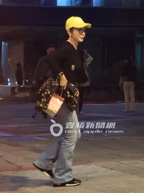 壹蘋10點強打｜陳美鳳LV青春裝減齡20歲跑趴　384萬保時捷送出豪宅（狗仔直擊）
