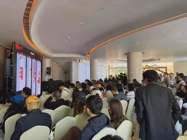 上海豪宅秒空!1.1億樓王開盤即售罄引網友熱議:貧富差距加大了