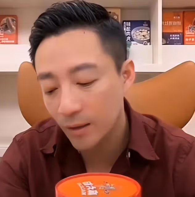 汪小菲回應去警局舉報大S，在強烈的精神刺激下，是為了保護孩子