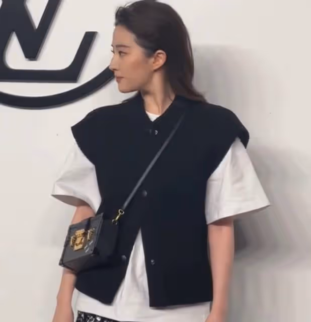 上海這一夜:「乾乾癟癟」不叫美,珠圓玉潤才更有韻味