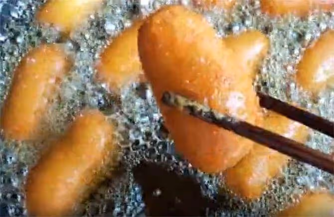 玉米面里加點麵粉,手不沾面,不用烤箱,10分鐘出鍋,孩子搶著吃