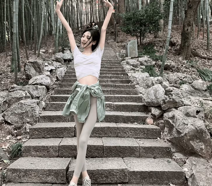 性感秘密:瑜伽褲背後的驚人真相,你敢相信嗎?