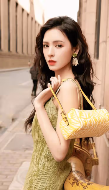 張予曦《浪姐》初舞台驚艷亮相，歌聲雖微瑕但美貌與舞姿征服全場
