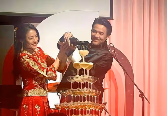 舒淇深夜曬照慶結婚周年，網友驚嘆幸福甜度