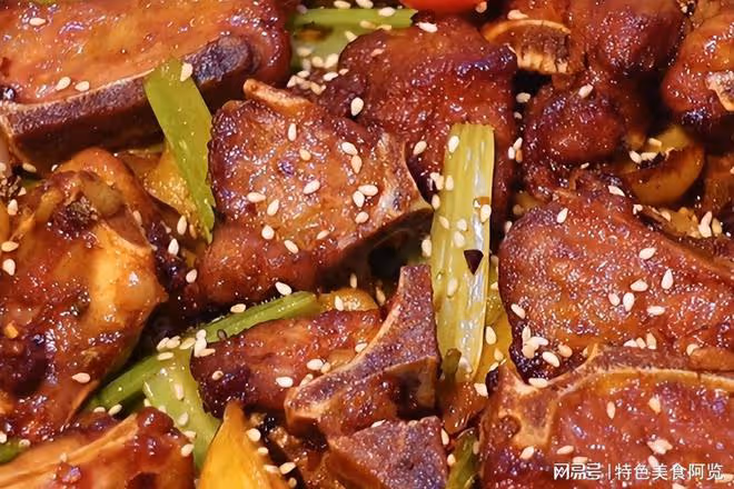 肉食愛好者的福音,深扒干鍋排骨的解饞做法,焦香味美,滋補下飯