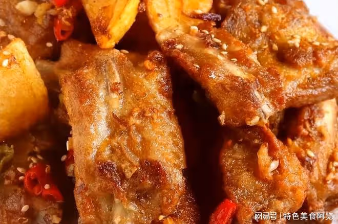 肉食愛好者的福音,深扒干鍋排骨的解饞做法,焦香味美,滋補下飯