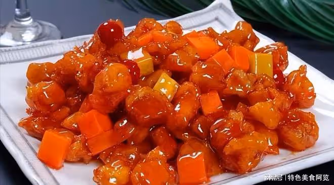 菠蘿別再直接生吃,試試經典菜肴:菠蘿咕嚕肉,做法簡單更好吃