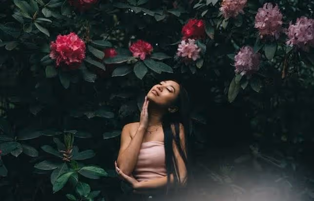 有城府的女人,不管與誰聊天,絕不提這3個隱私,真的很蠢