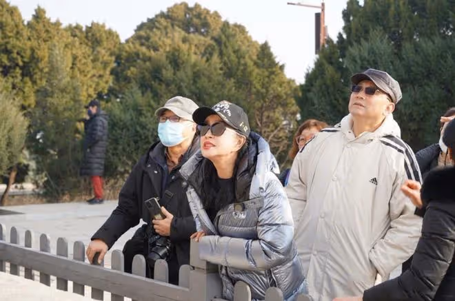 女神劉曉慶扮嫩又出錯！臉P濾鏡讓人驚呆