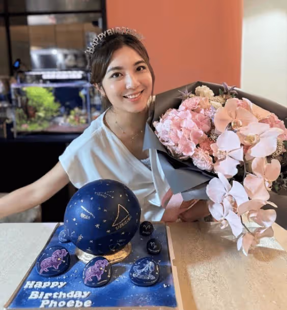 TVB視帝為老婆慶生!太太刻意遮肚,疑似懷第二胎!