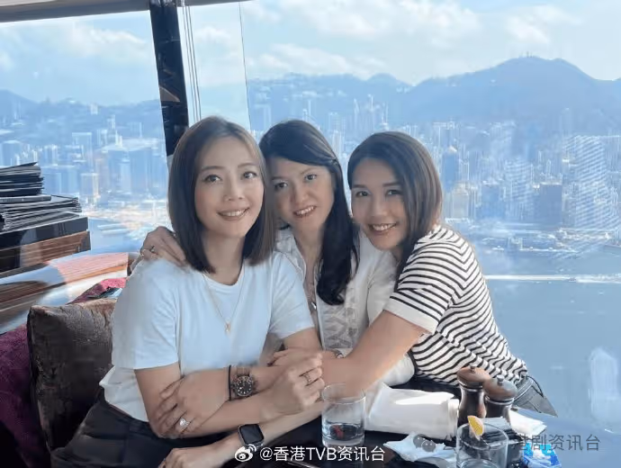 「TVB御用細佬」老婆驚爆入院!全身麻醉插尿喉 任攝影師自小患弱視險盲