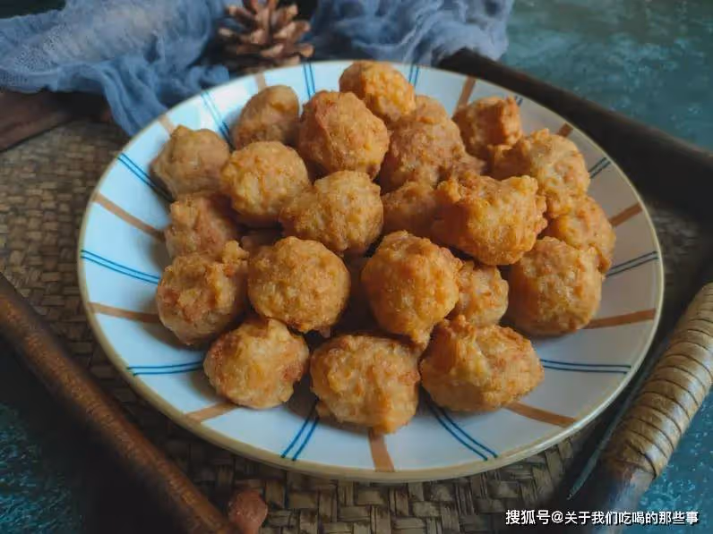 炸肉丸子,記住別放麵粉,廚師長教你正確做法,焦香酥脆不回軟