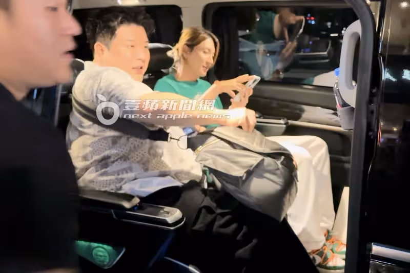 狗仔直擊｜Super Junior慶功宴！始源、希澈都來了　百粉包圍桃園鼎王