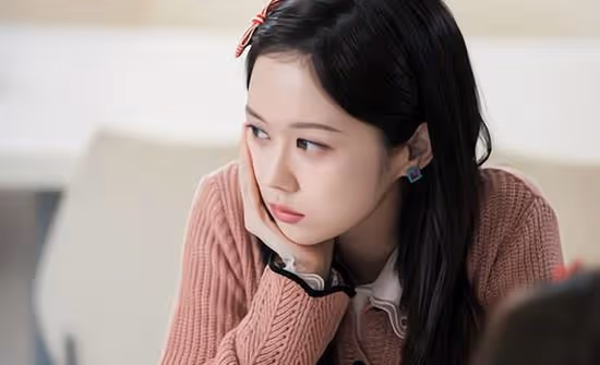 訂婚宴上,姑娘退還16萬彩禮被親弟弟潑茶水:那是給我娶媳婦的錢
